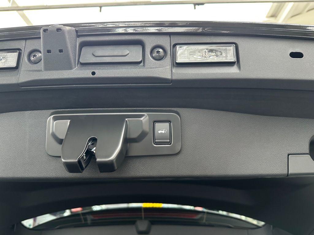 Fahrzeug-Bild 4