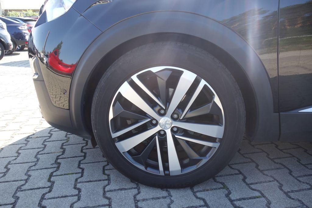 Fahrzeug-Bild 13