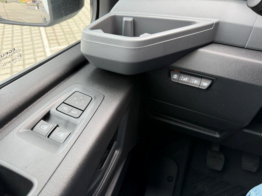 Fahrzeug-Bild 11