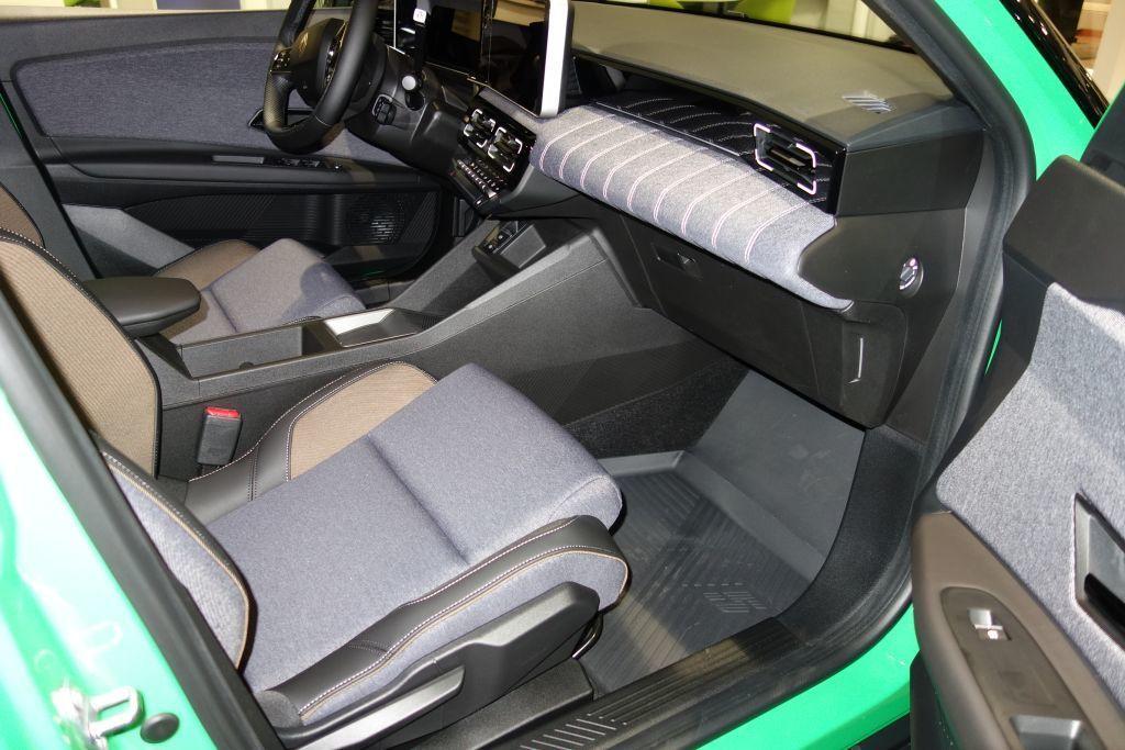 Fahrzeug-Bild 6
