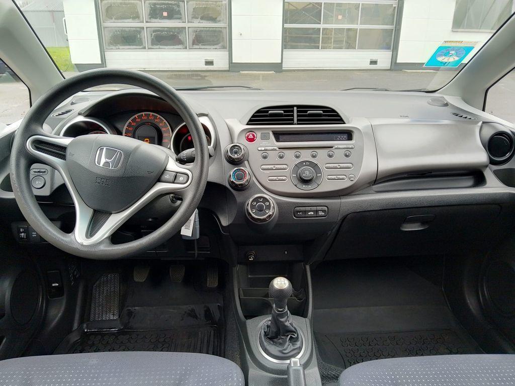 Fahrzeug-Bild 8