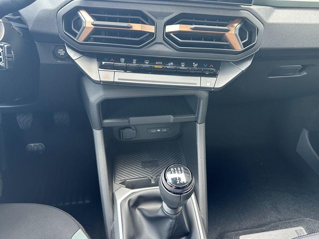 Fahrzeug-Bild 11