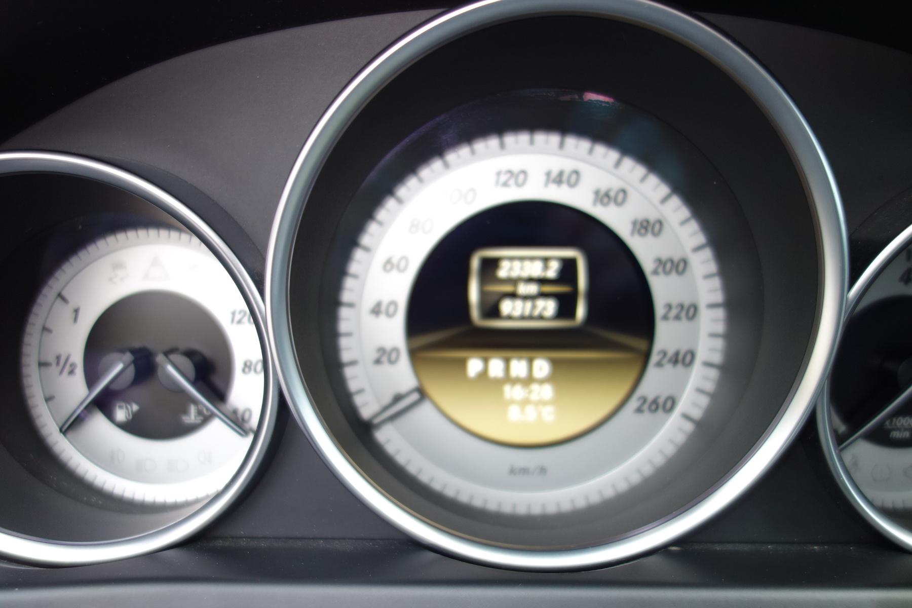 Fahrzeug-Bild 9