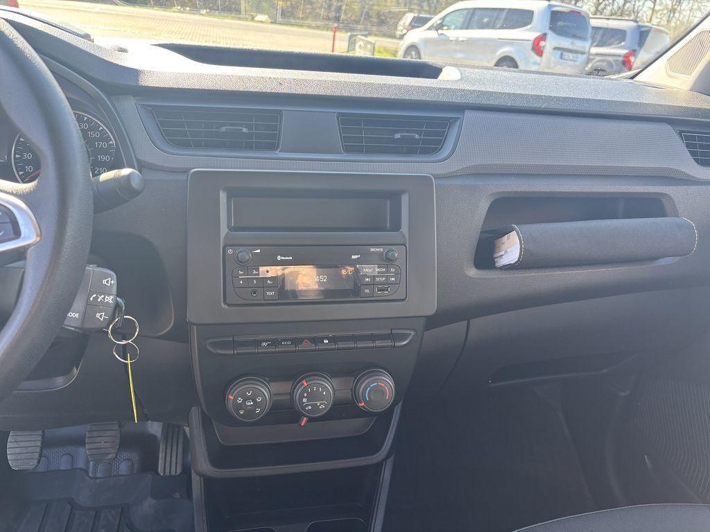 Fahrzeug-Bild 14