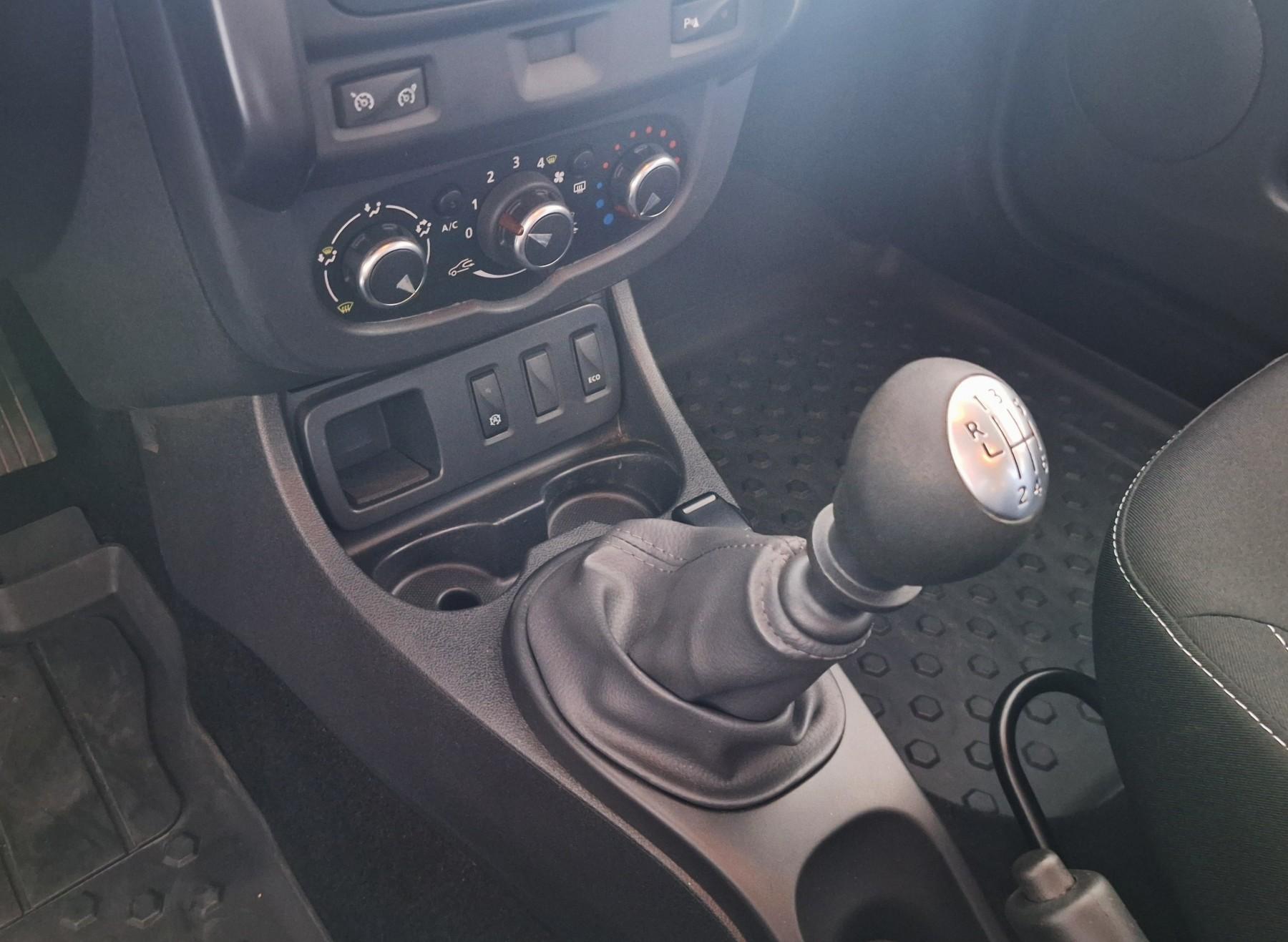 Fahrzeug-Bild 9