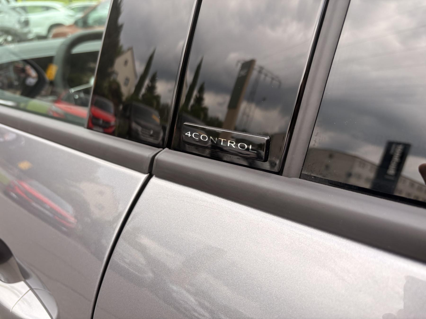 Fahrzeug-Bild 8