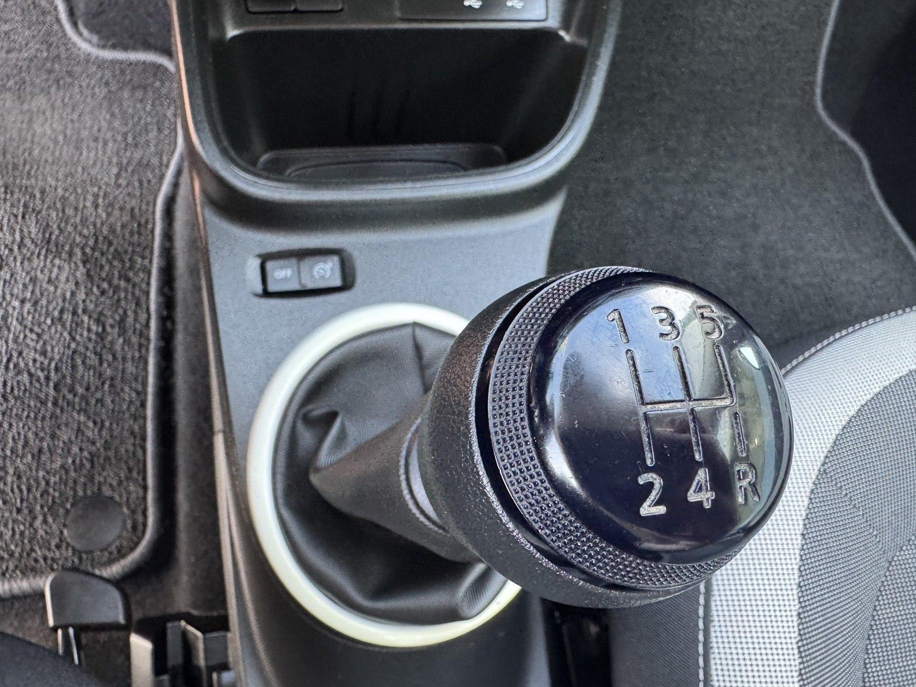 Fahrzeug-Bild 12