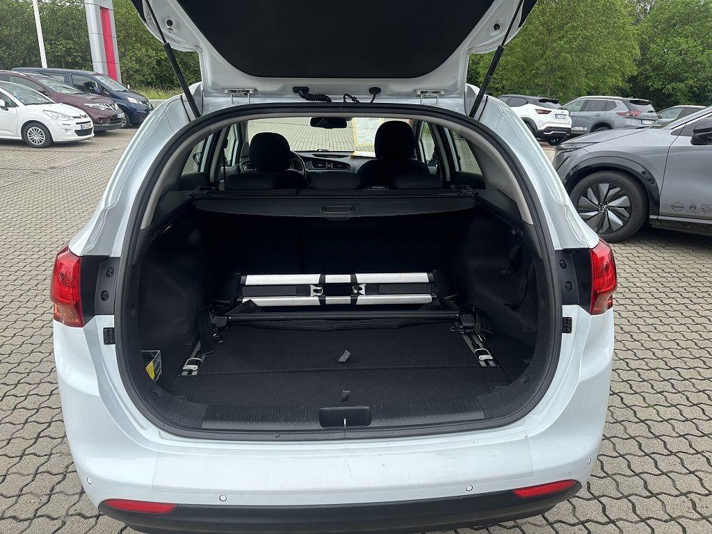 Fahrzeug-Bild 13