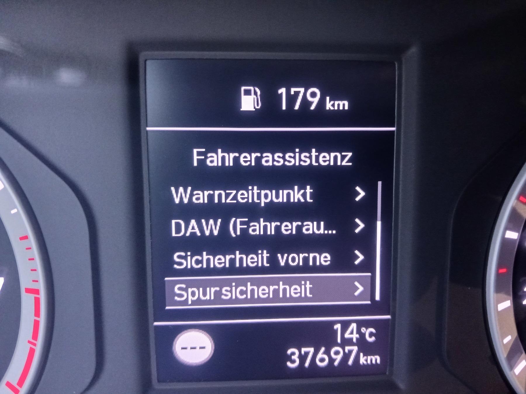 Fahrzeug-Bild 19