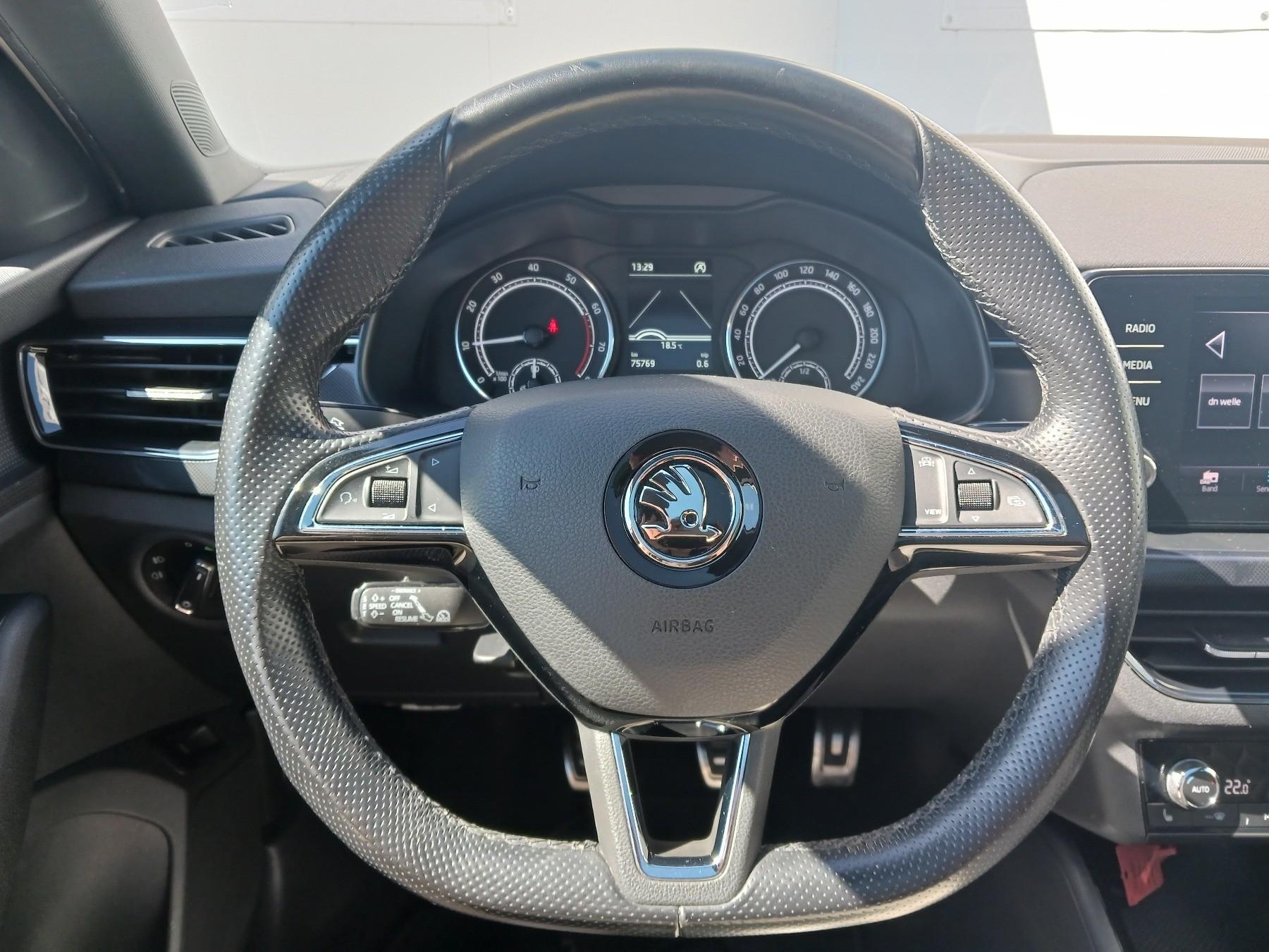 Fahrzeug-Bild 16