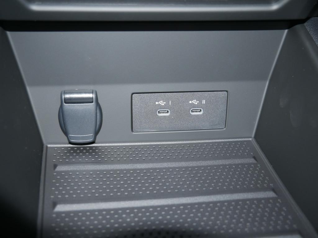Fahrzeug-Bild 11