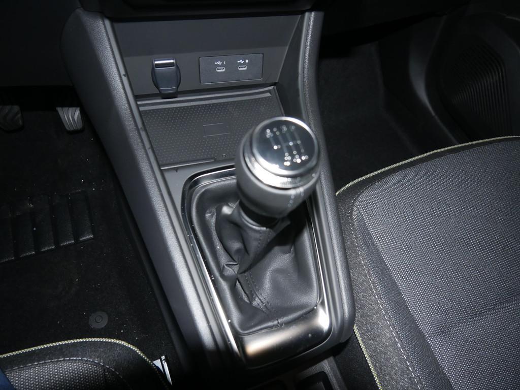 Fahrzeug-Bild 12