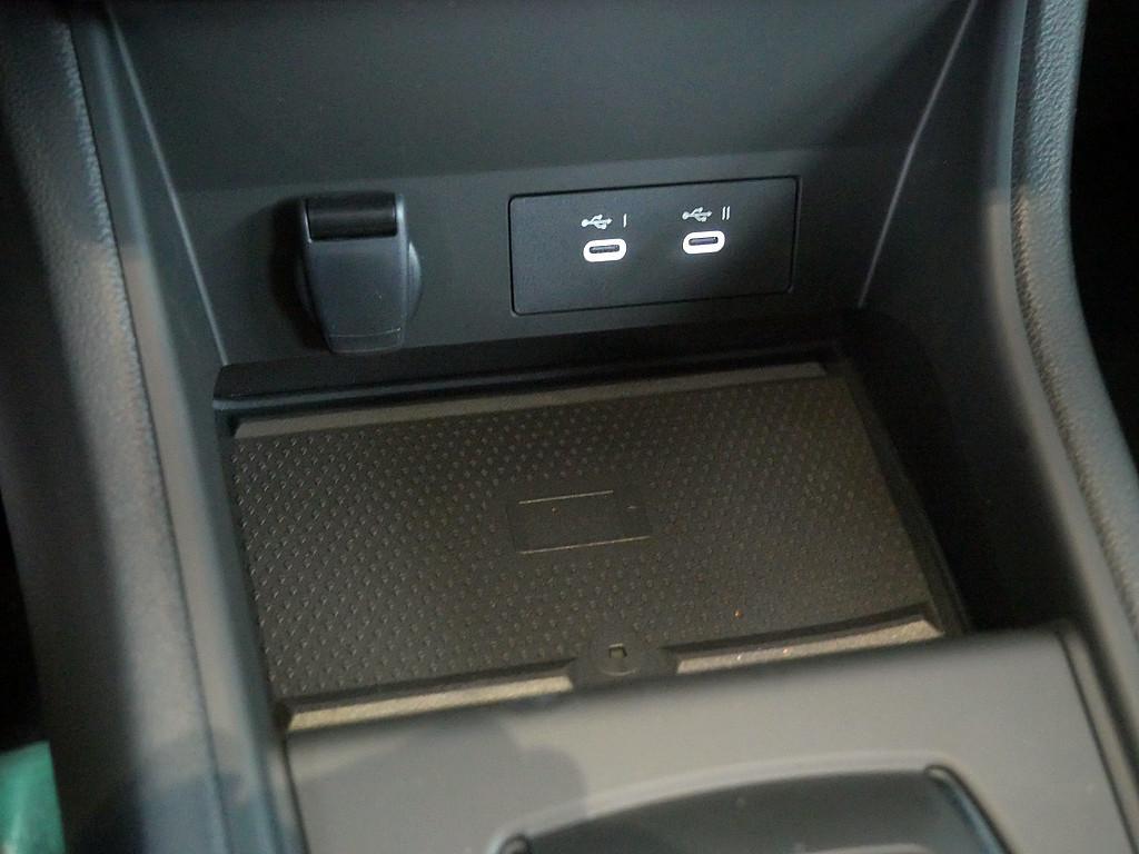 Fahrzeug-Bild 12