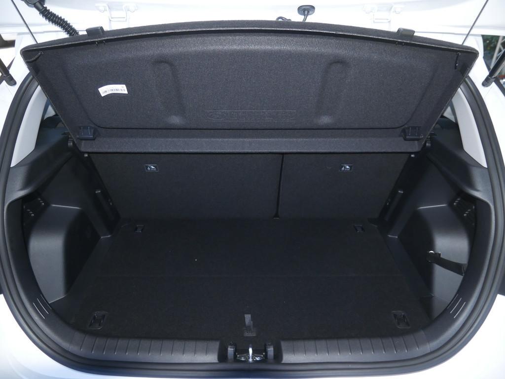 Fahrzeug-Bild 18
