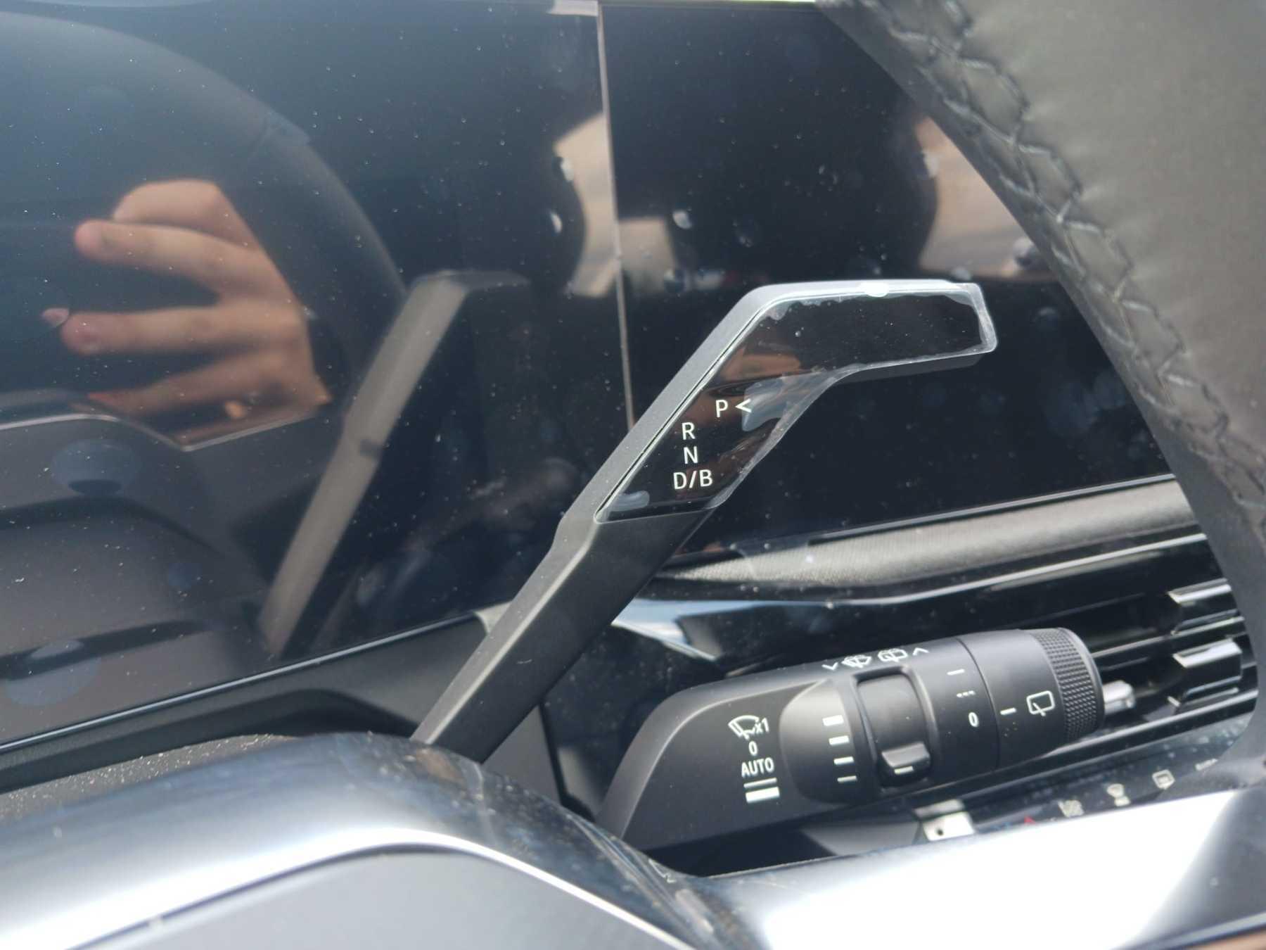 Fahrzeug-Bild 9
