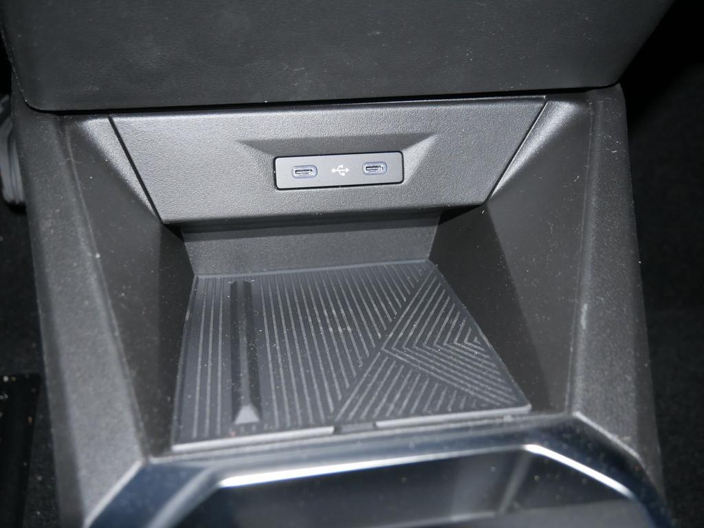 Fahrzeug-Bild 12