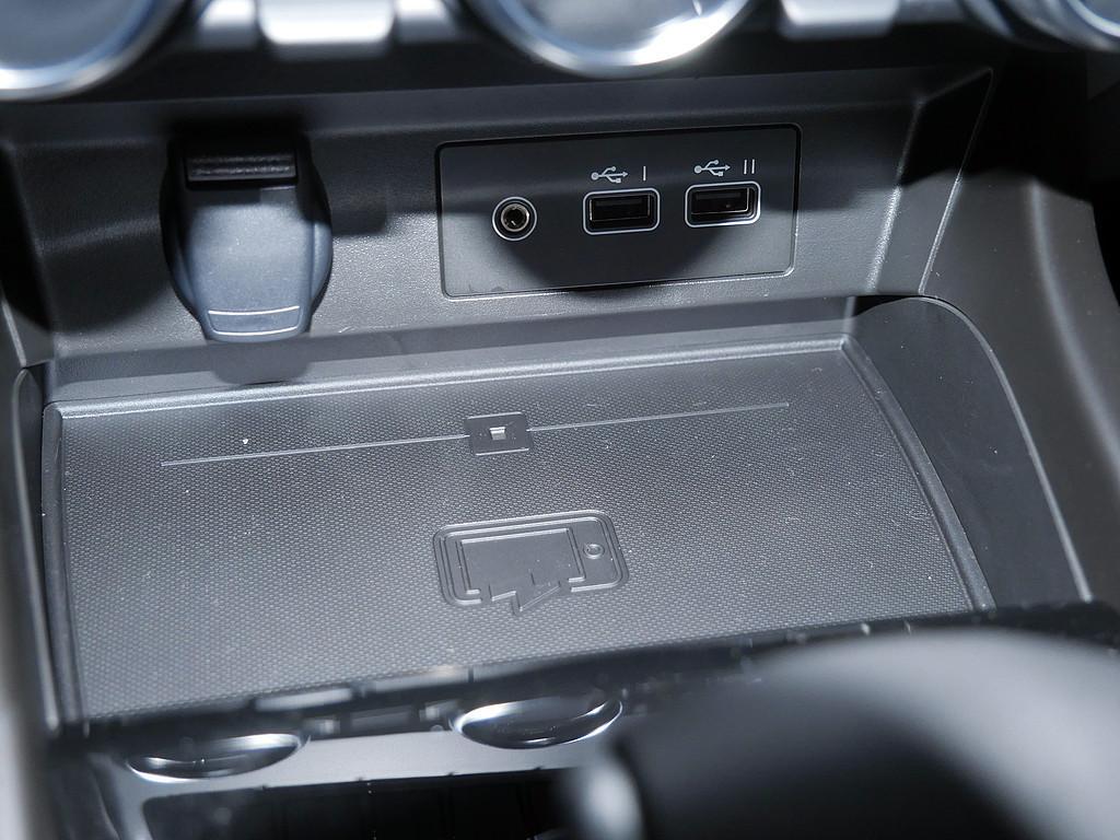 Fahrzeug-Bild 13