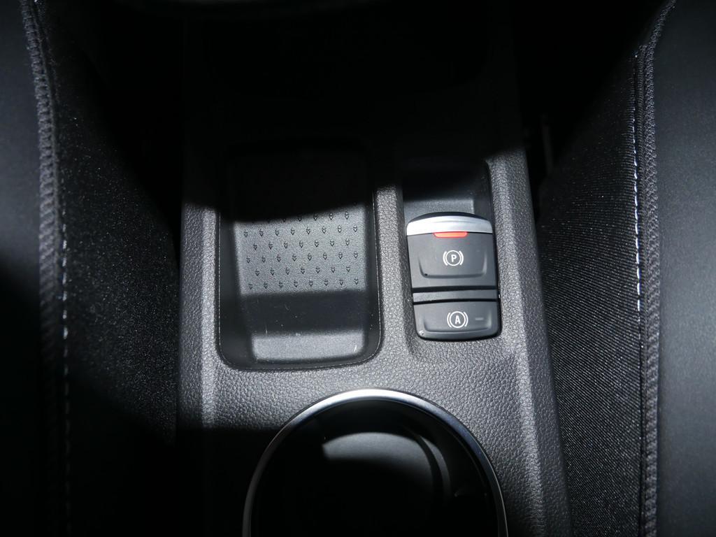Fahrzeug-Bild 13