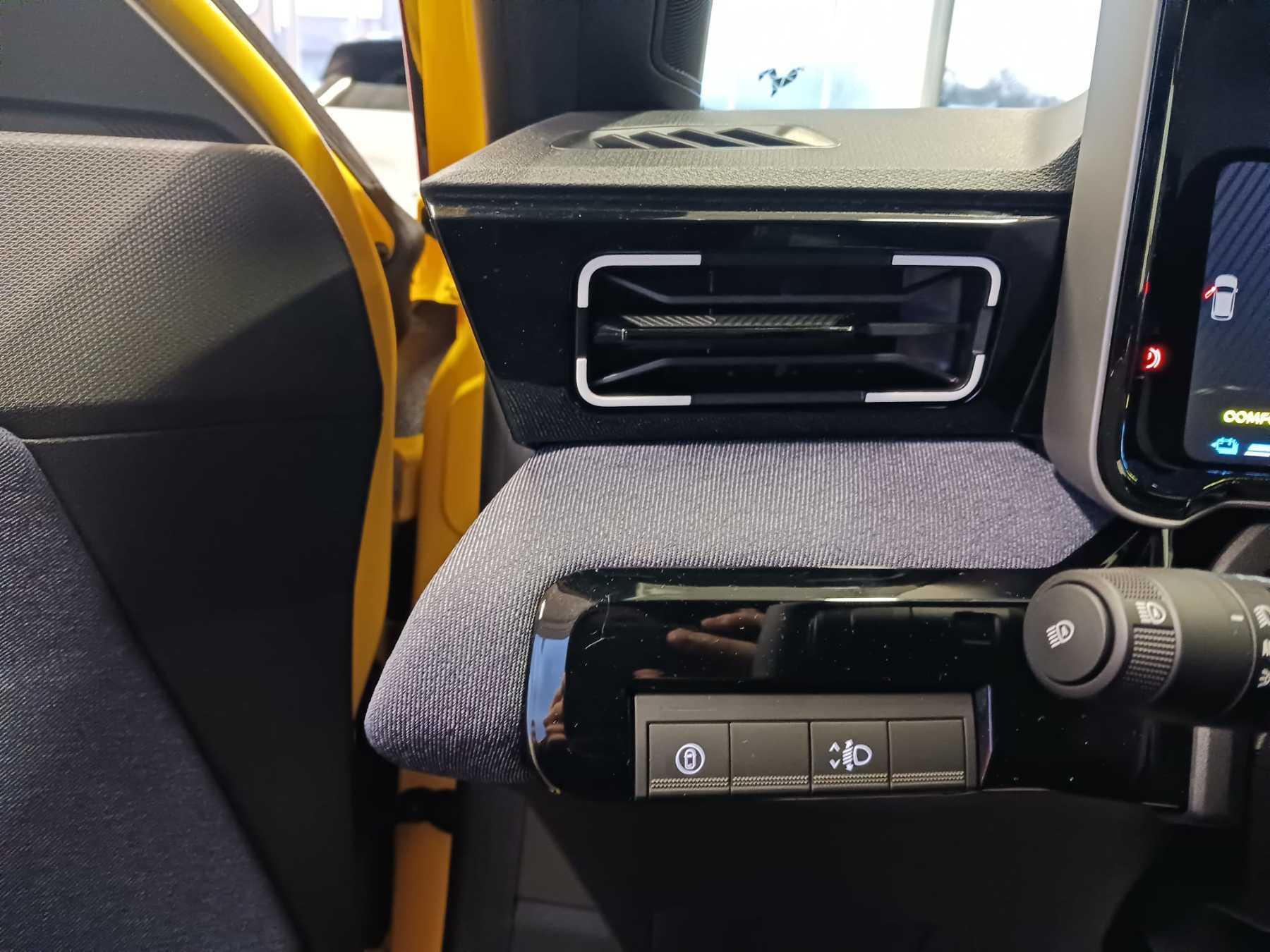 Fahrzeug-Bild 12