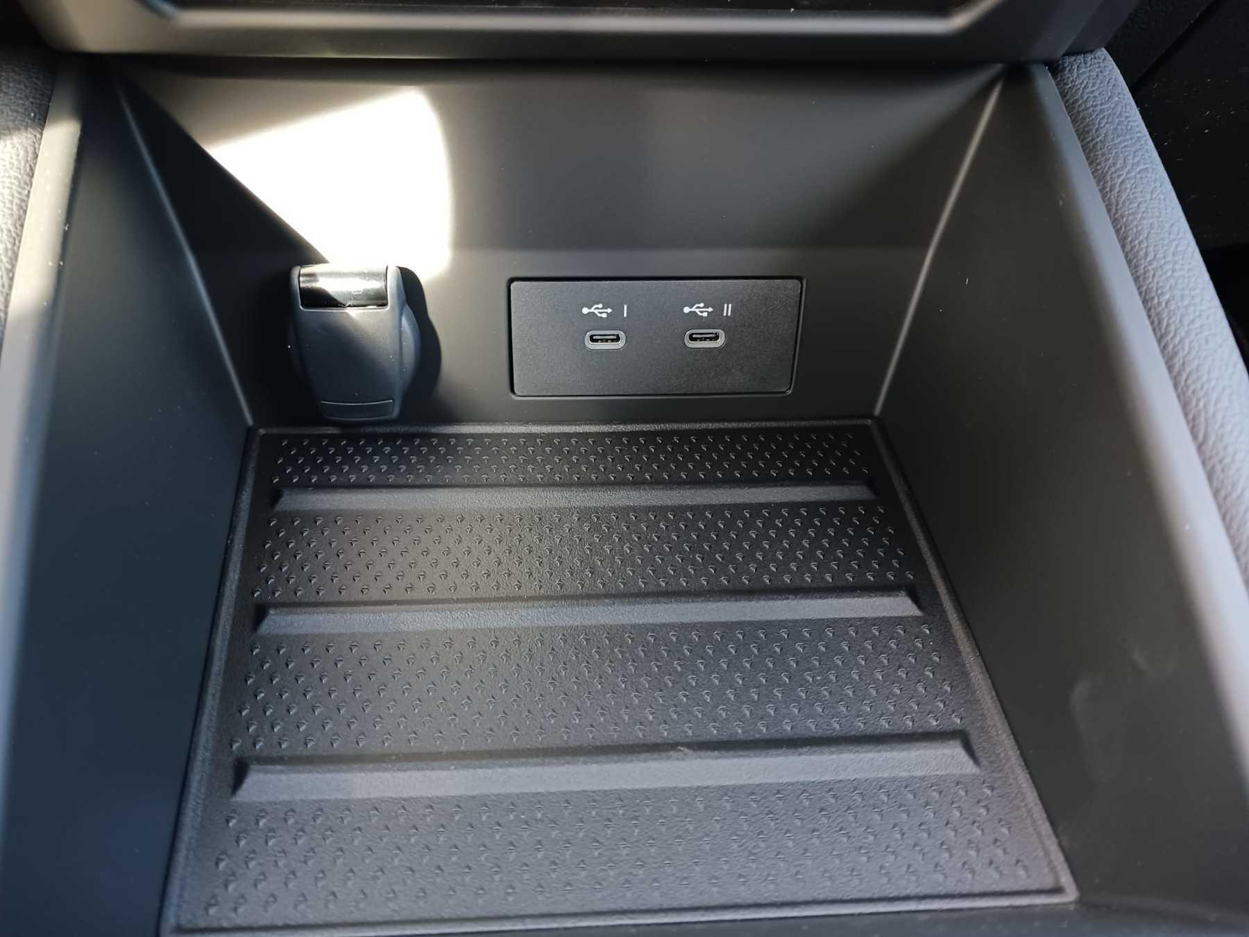 Fahrzeug-Bild 12