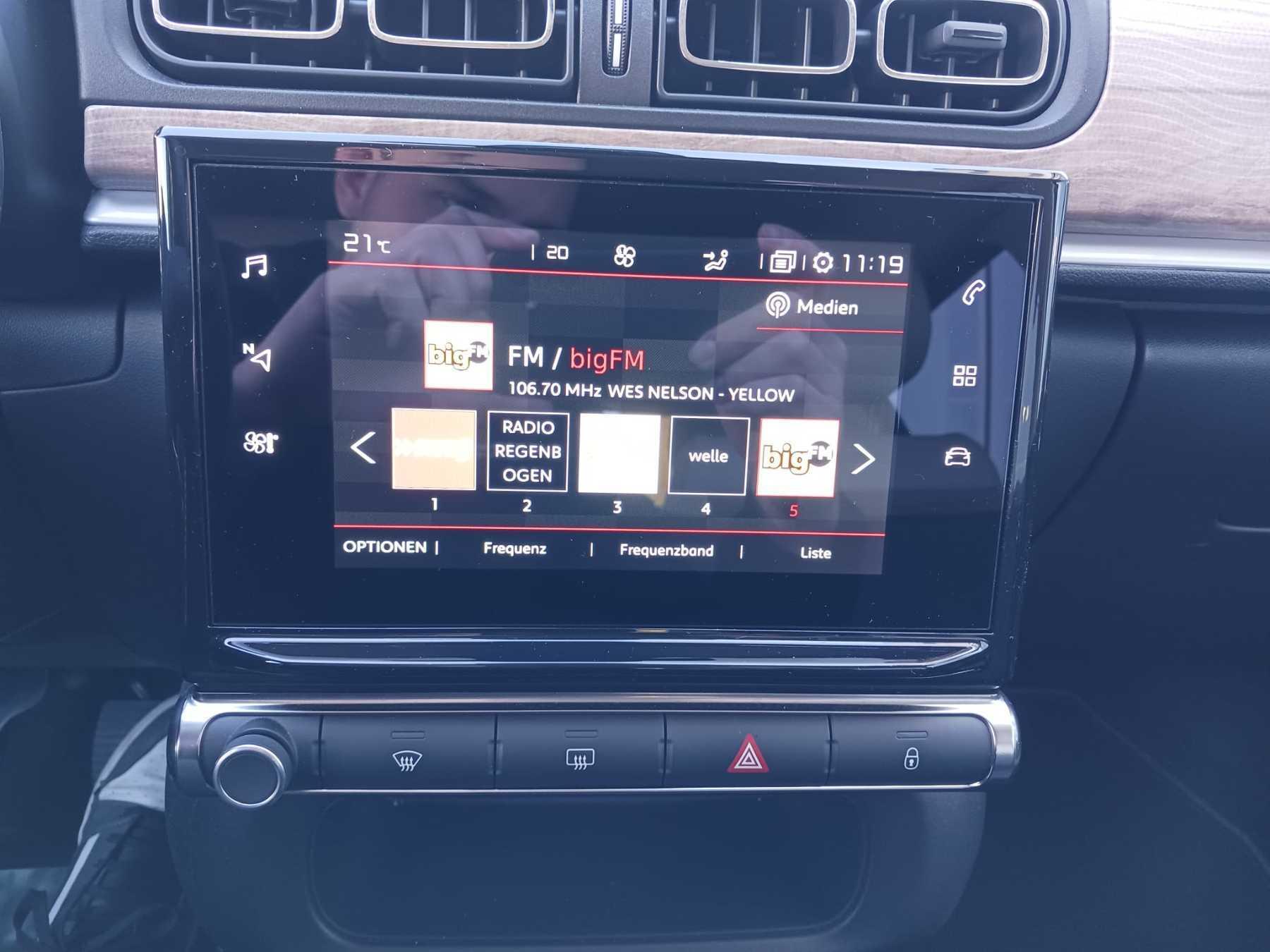 Fahrzeug-Bild 11