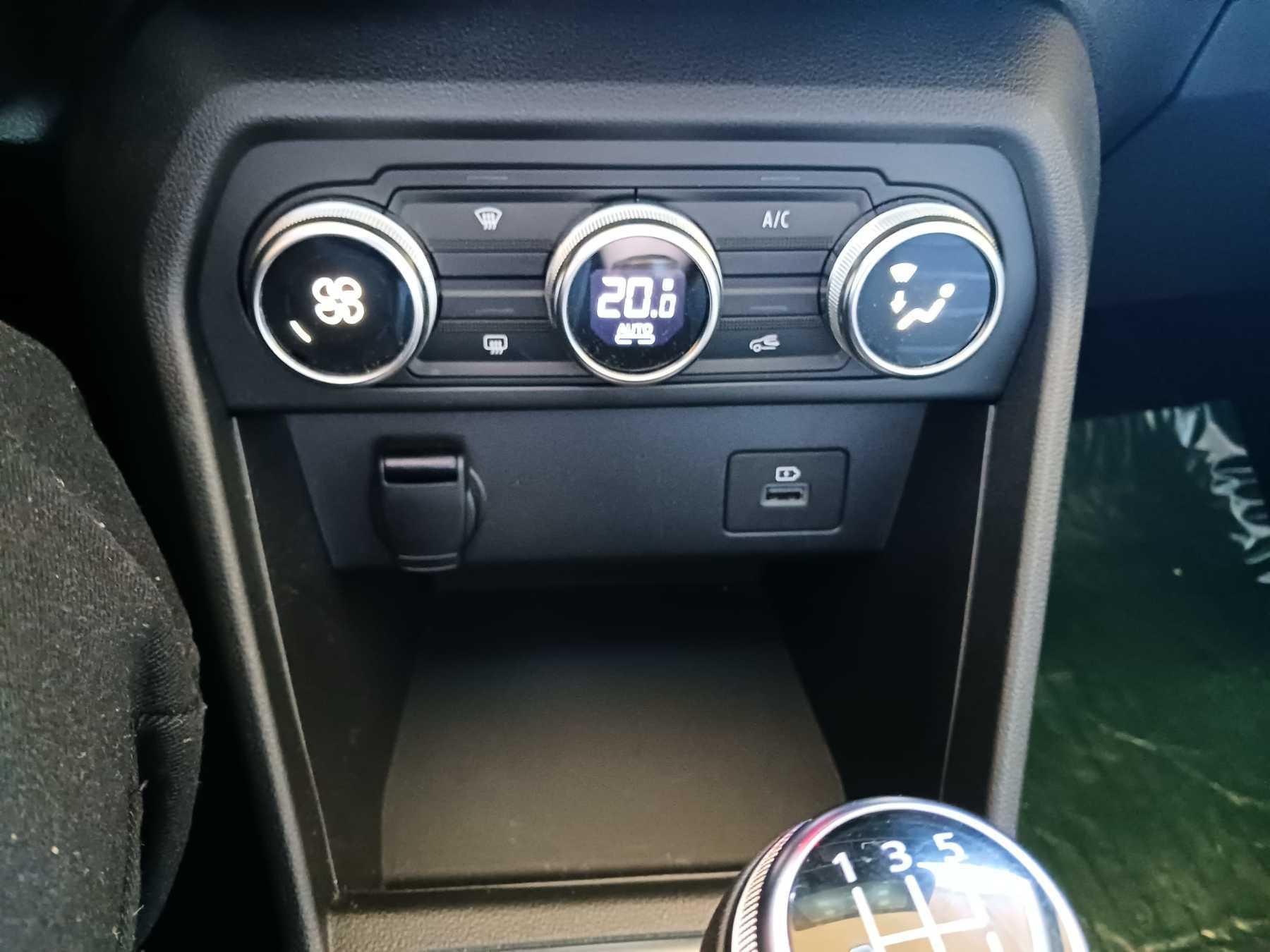 Fahrzeug-Bild 19