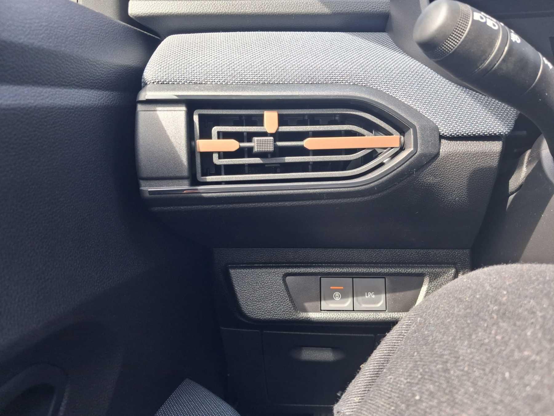 Fahrzeug-Bild 6
