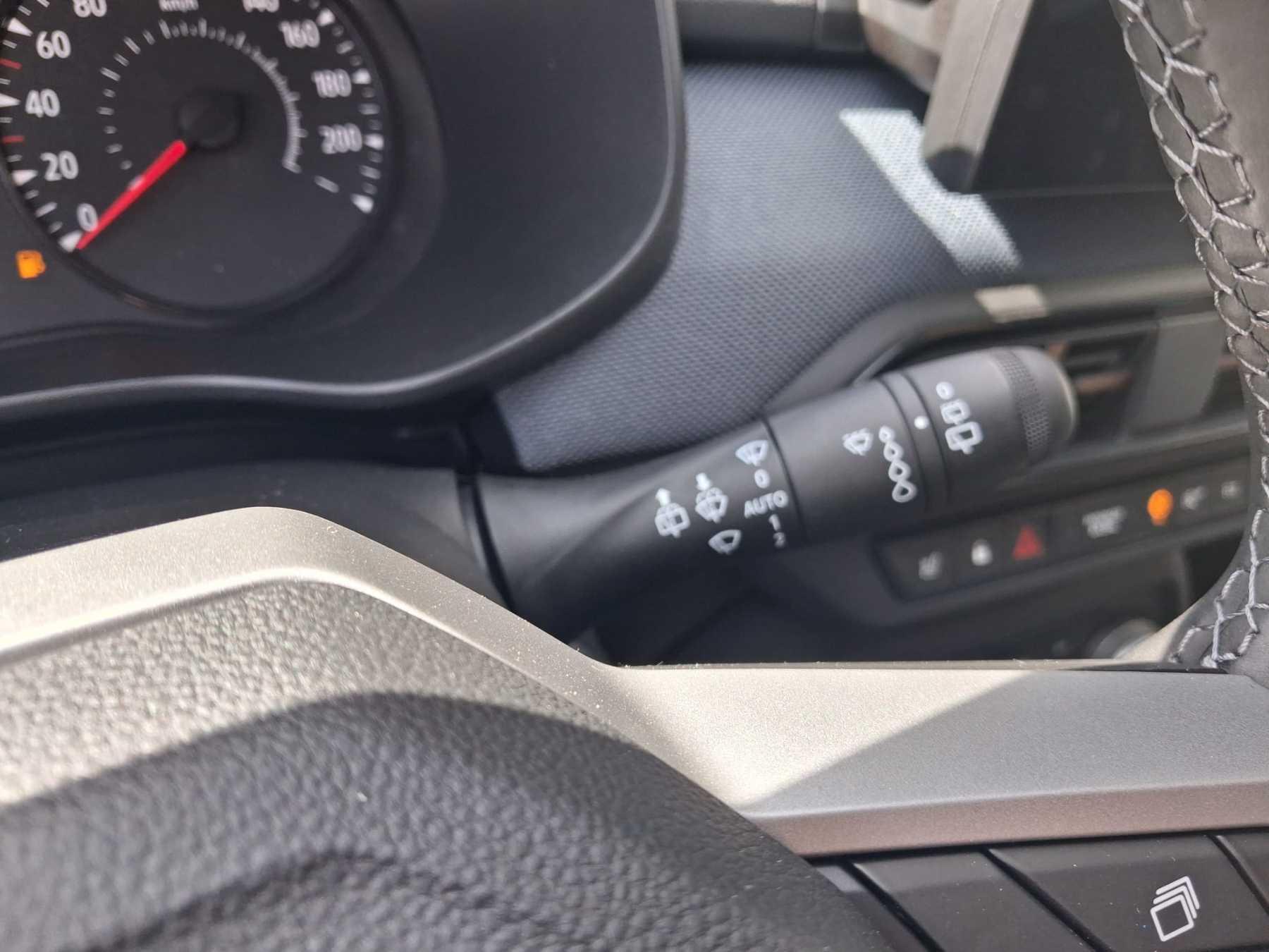 Fahrzeug-Bild 11