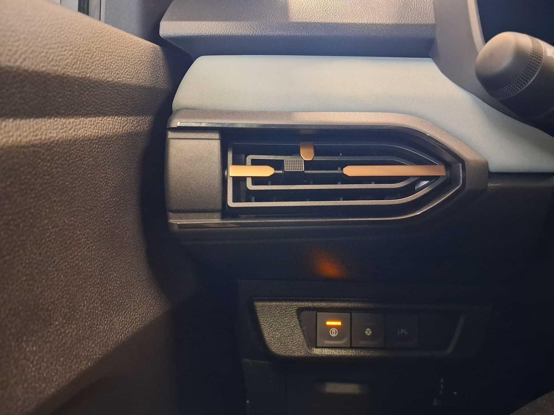 Fahrzeug-Bild 9