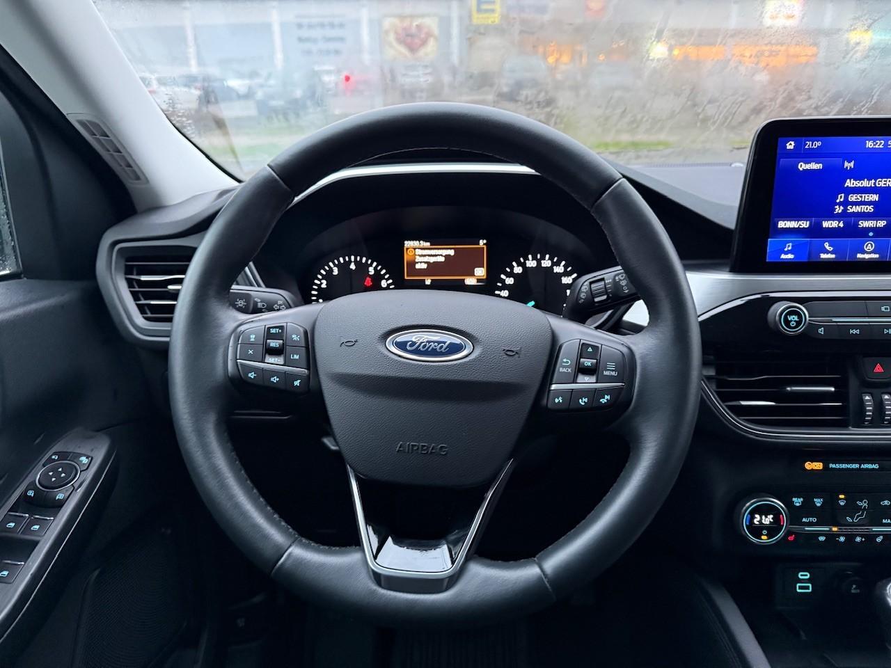 FORD Titanium X + Fahrer-Assistenz-Pkt. FORD Titanium X + Fahrer-Assistenz-Pkt.