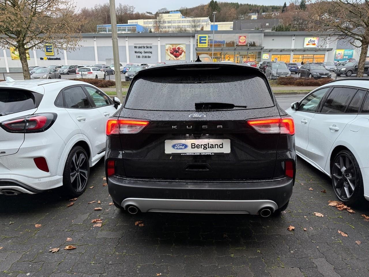 FORD Titanium X + Fahrer-Assistenz-Pkt. FORD Titanium X + Fahrer-Assistenz-Pkt.