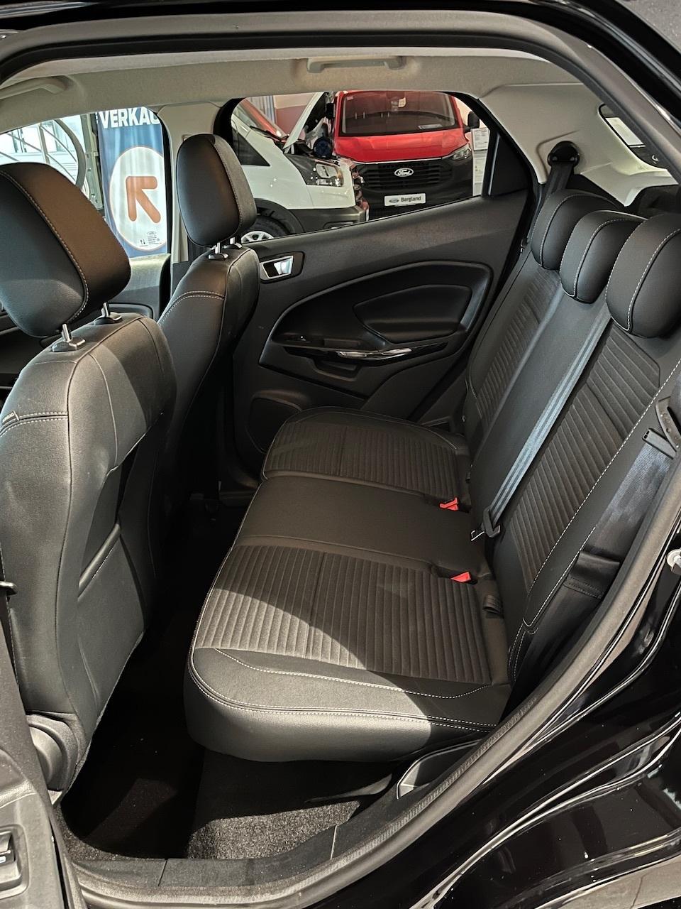 FORD TITANIUM 1.0l 125PS FORD TITANIUM 1.0l 125PS