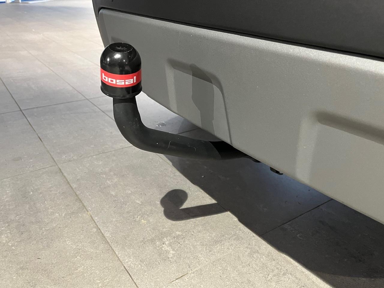 FORD TITANIUM 1.0l 125PS FORD TITANIUM 1.0l 125PS