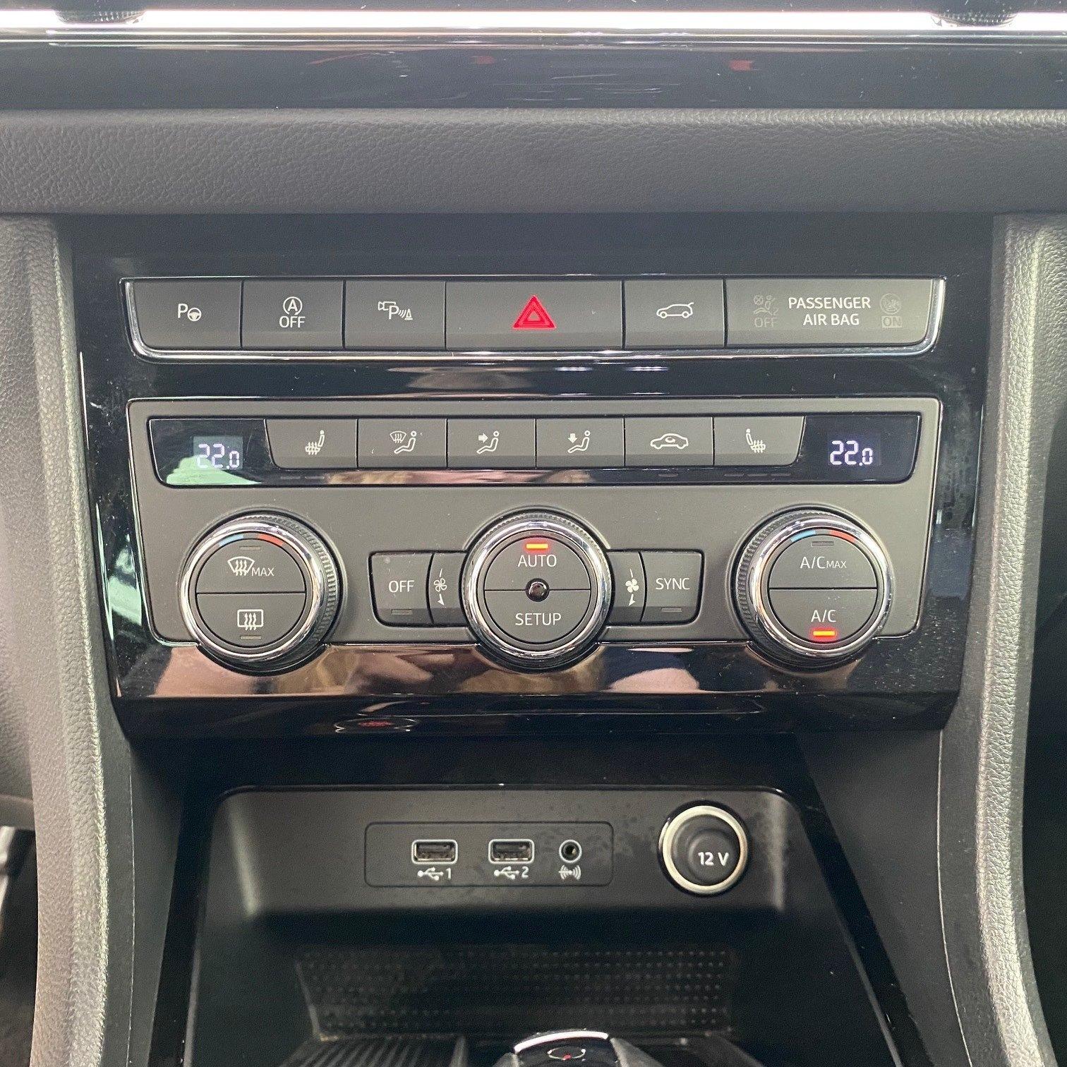 CUPRA 2.0 TSI 4Drive CUPRA 2.0 TSI 4Drive