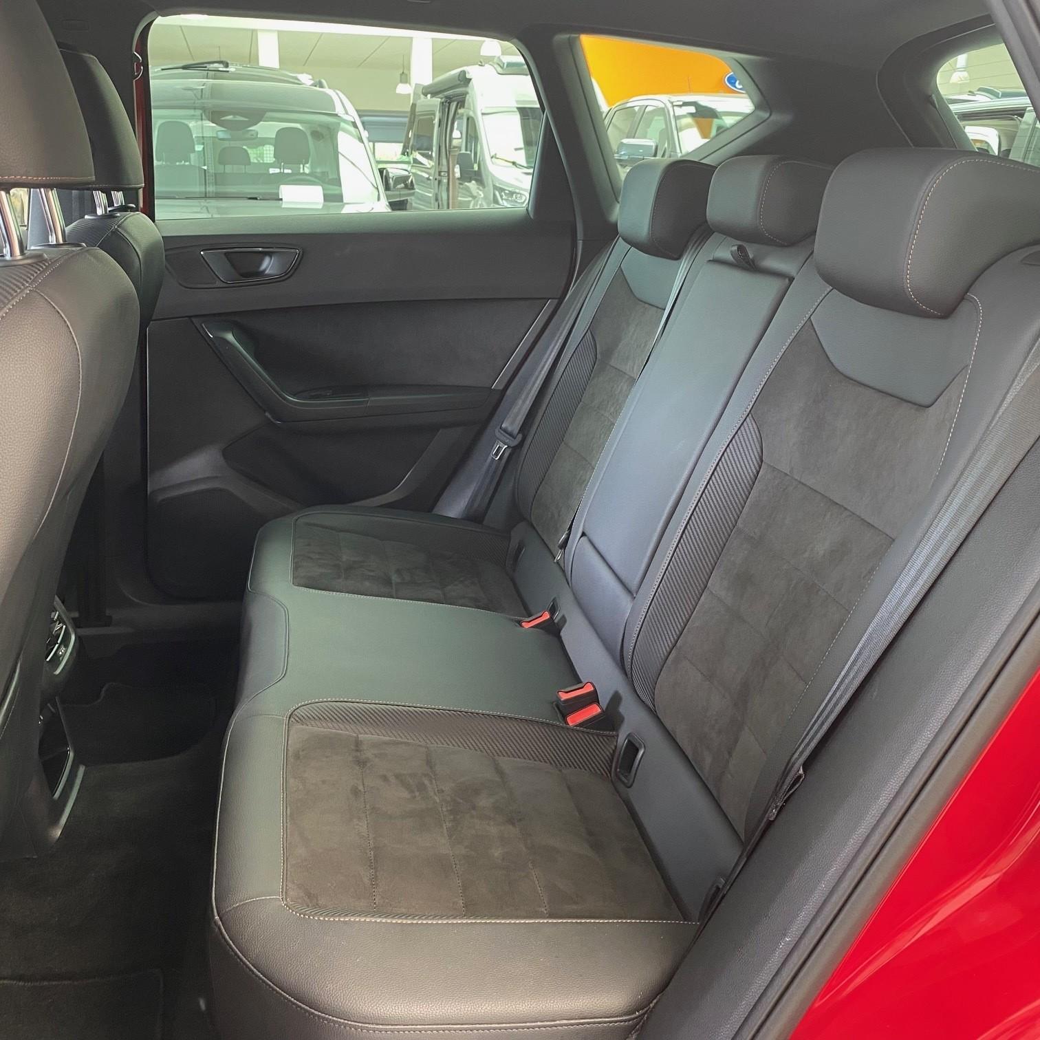 CUPRA 2.0 TSI 4Drive CUPRA 2.0 TSI 4Drive