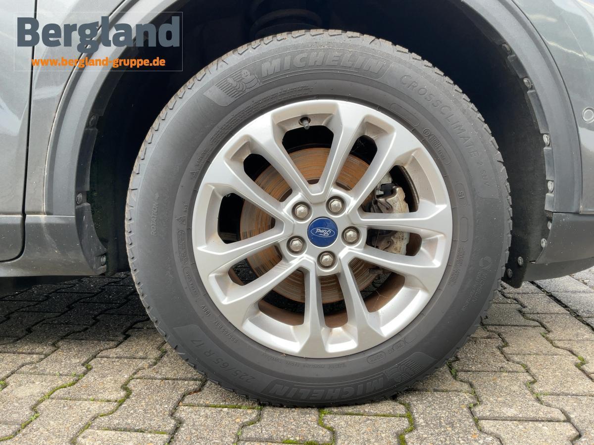 FORD Titanium 2,5 l Duratec (PHEV) FORD Titanium 2,5 l Duratec (PHEV)