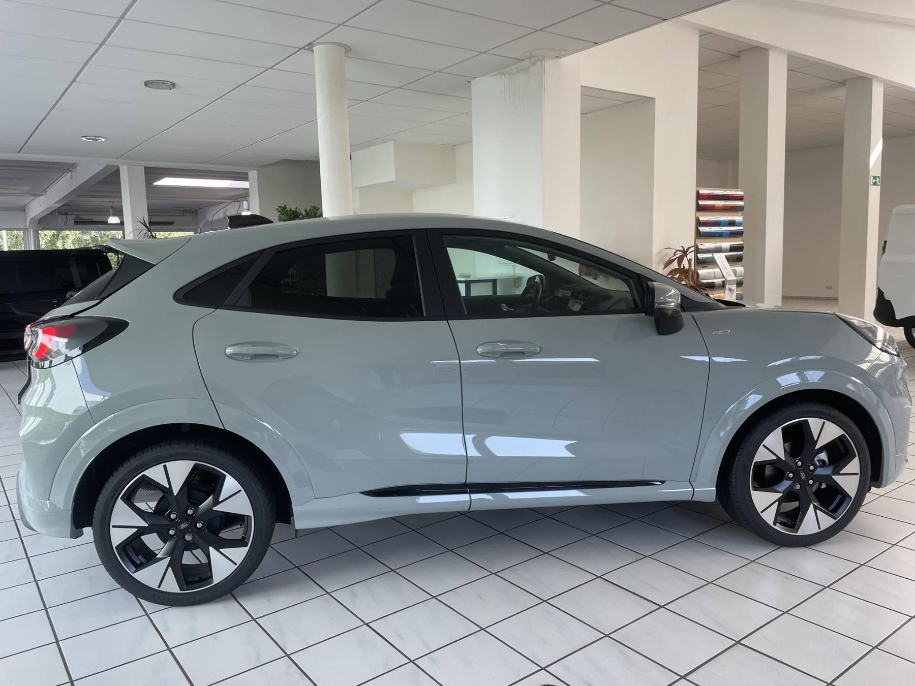 FORD ST-Line X FORD ST-Line X