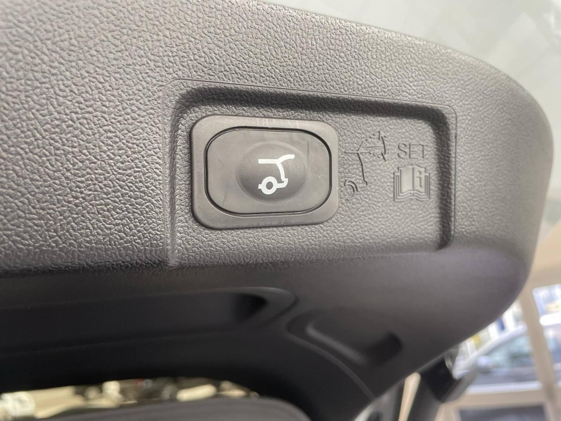 FORD ST-Line X FORD ST-Line X