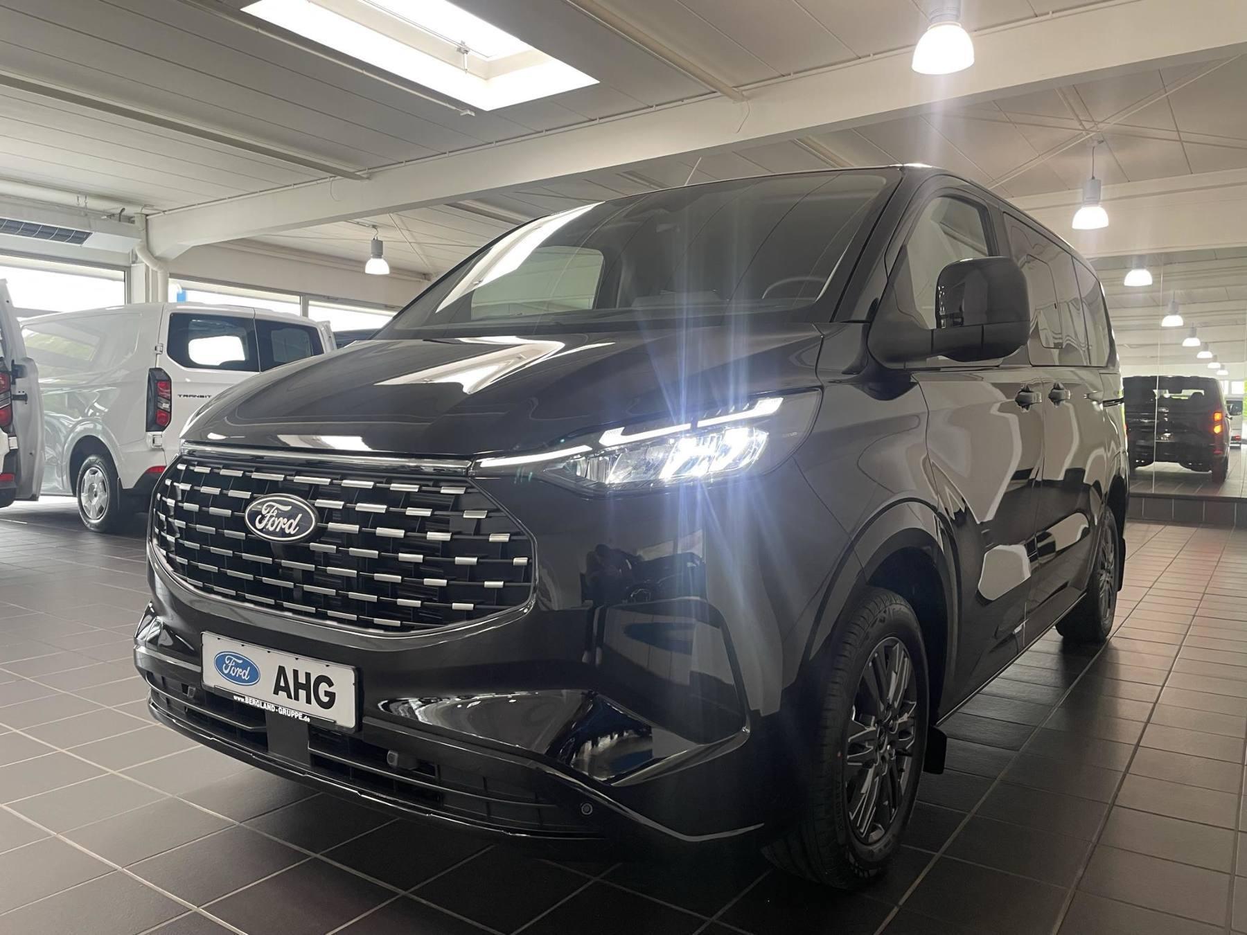 FORD Titanium *PHEV*LED*RFK*
