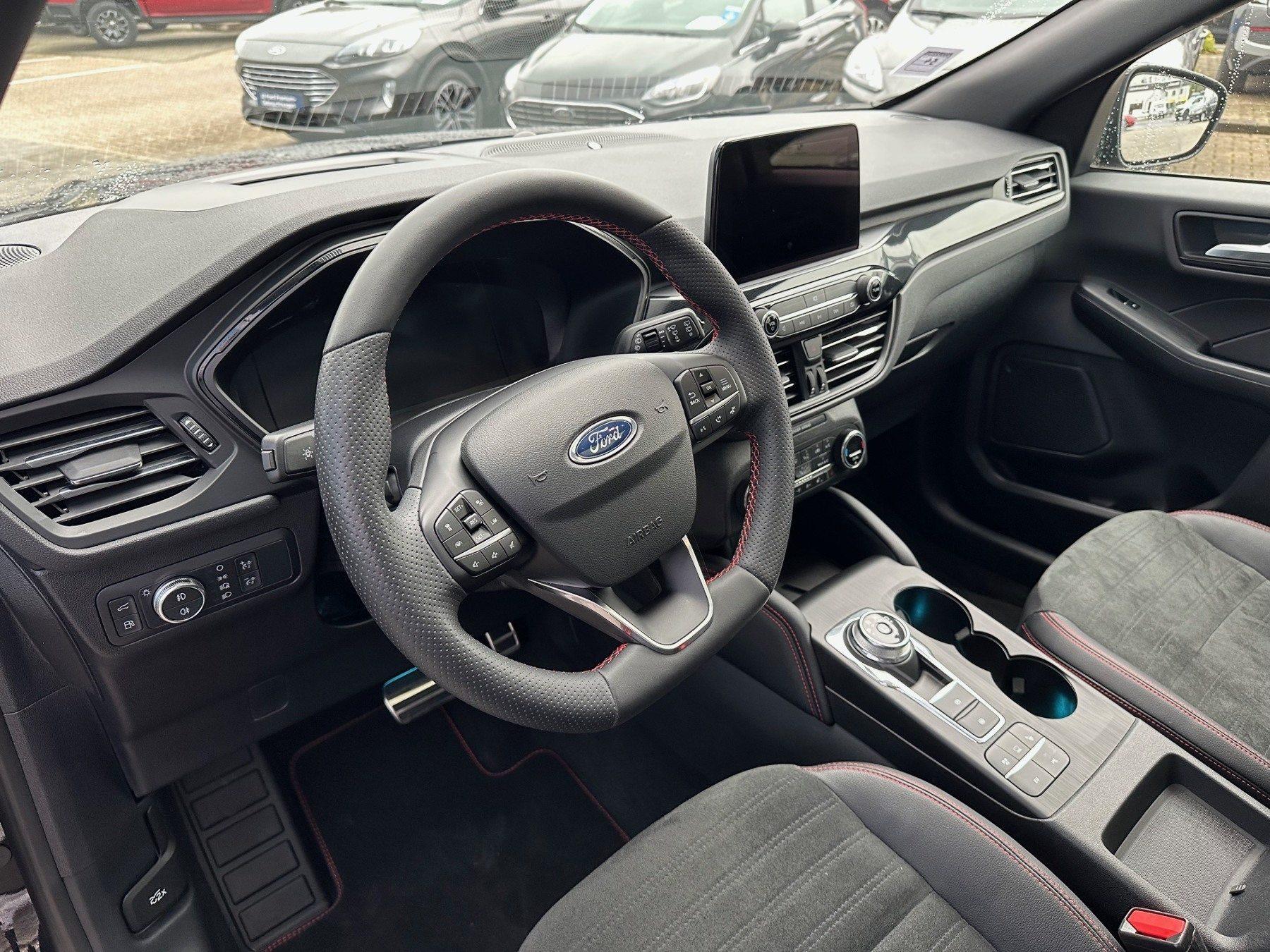 FORD ST-Line X PHEV, Panorama FORD ST-Line X PHEV, Panorama