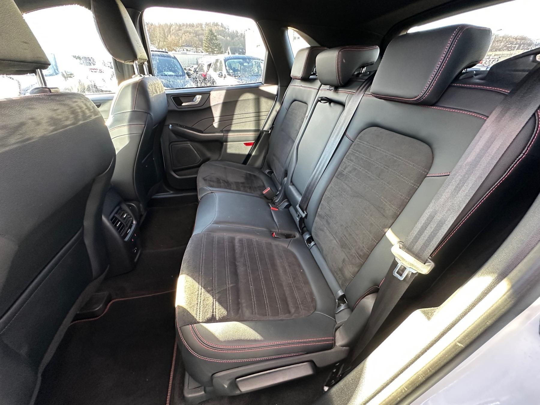 FORD ST-Line X FORD ST-Line X