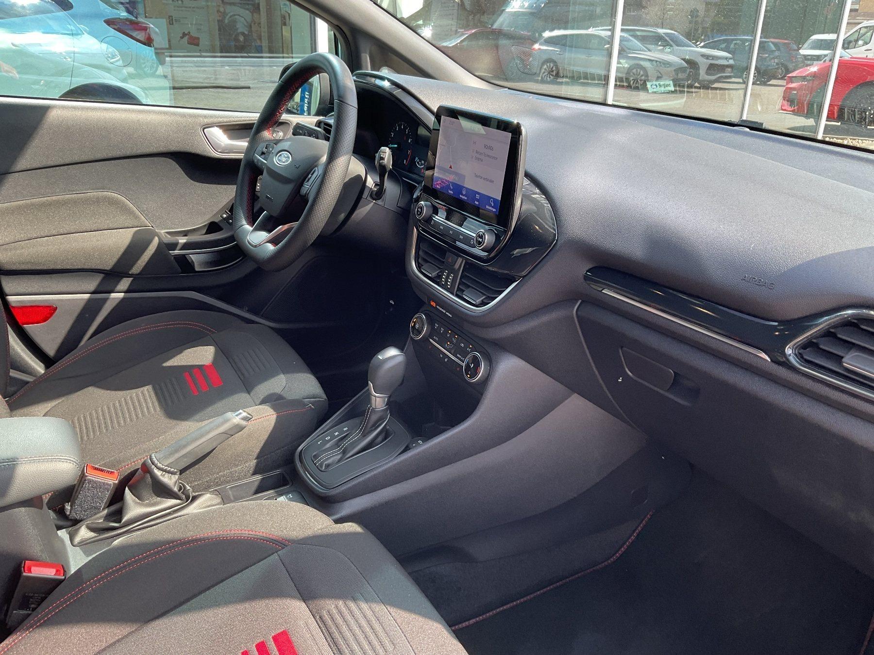 FORD ST-Line X 125 PS AUTOMATIK FORD ST-Line X 125 PS AUTOMATIK