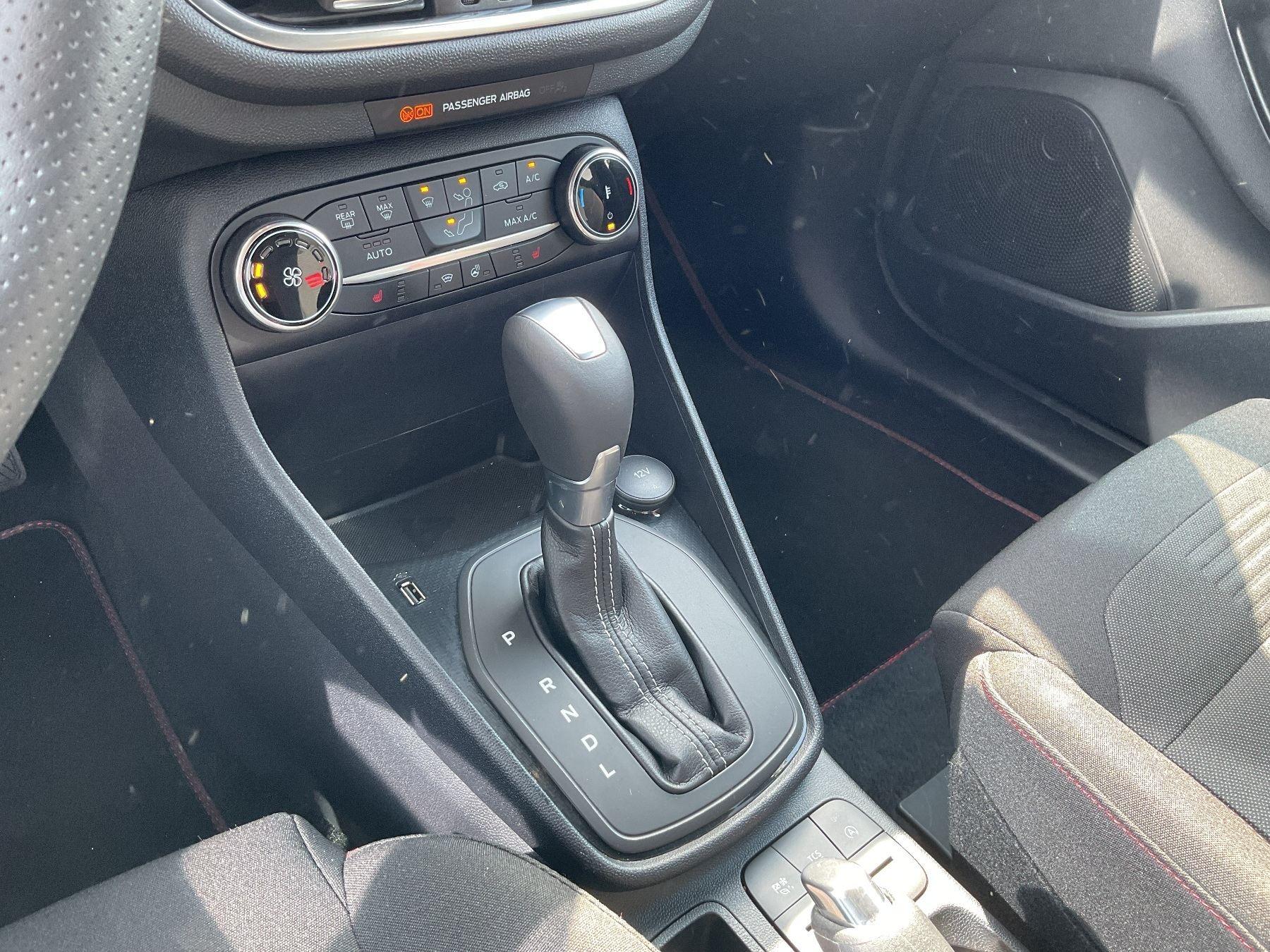 FORD ST-Line X 125 PS AUTOMATIK FORD ST-Line X 125 PS AUTOMATIK