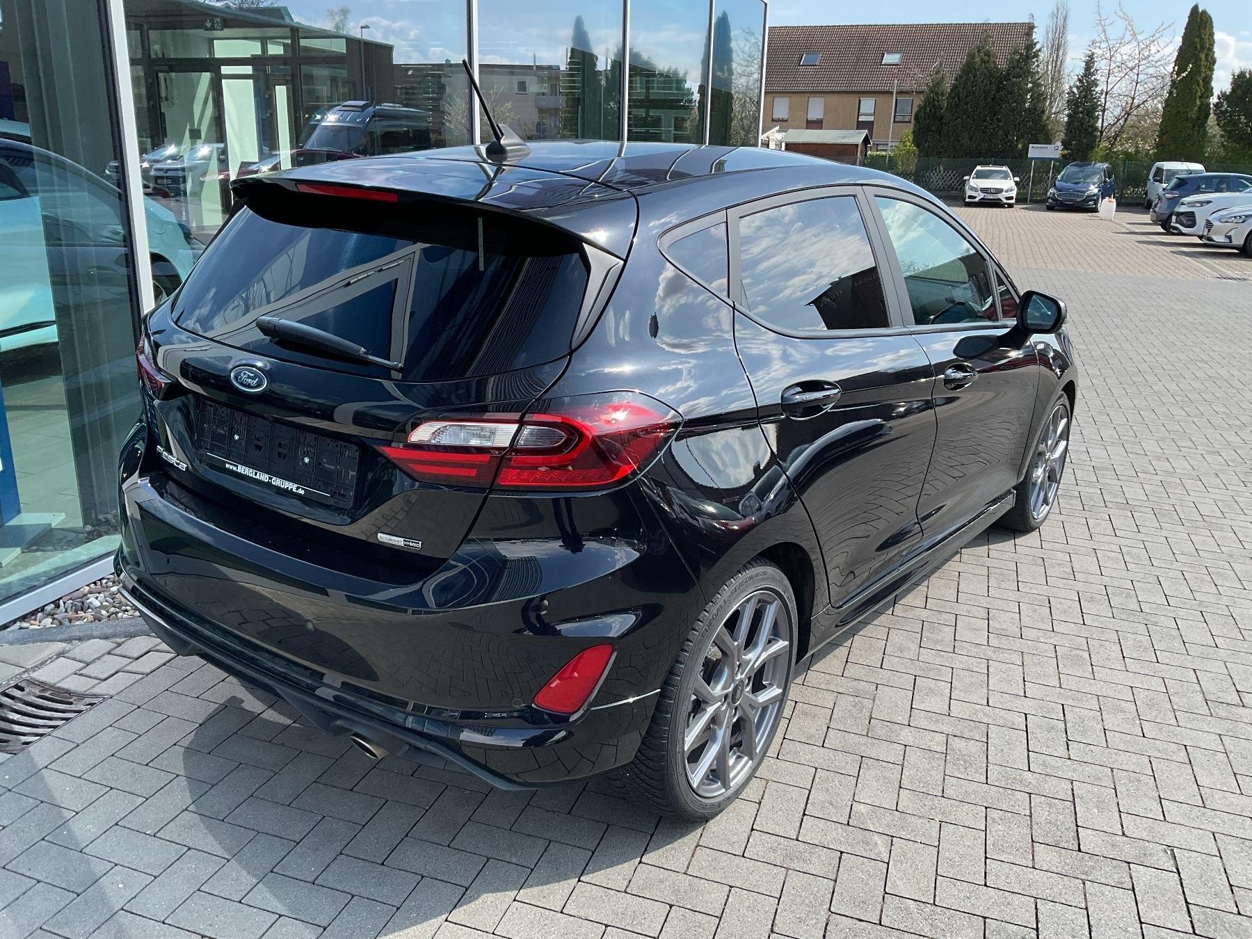 FORD ST-Line X 125 PS AUTOMATIK FORD ST-Line X 125 PS AUTOMATIK