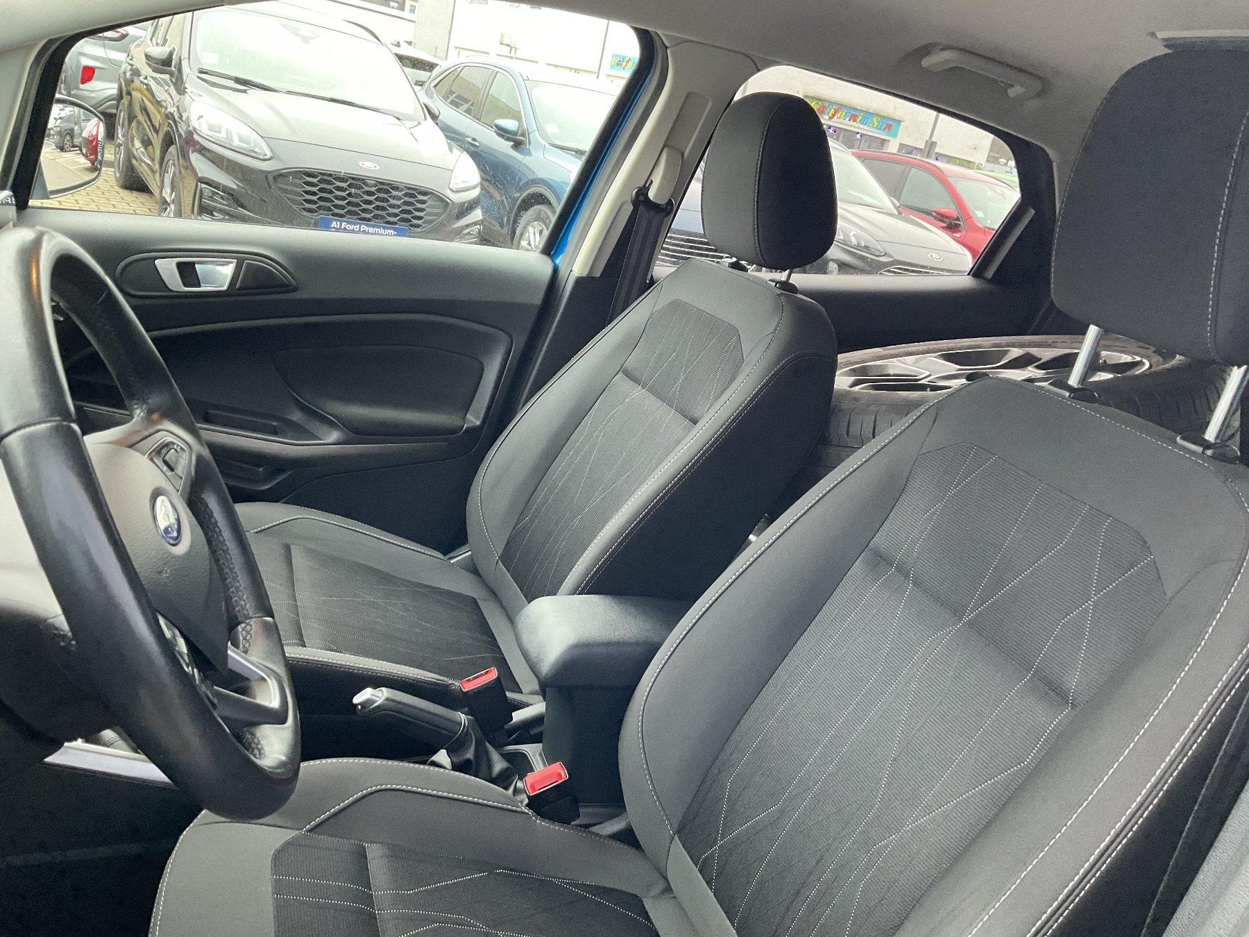 FORD Cool&Connect 125 PS WINTERPAKET FORD Cool&Connect 125 PS WINTERPAKET