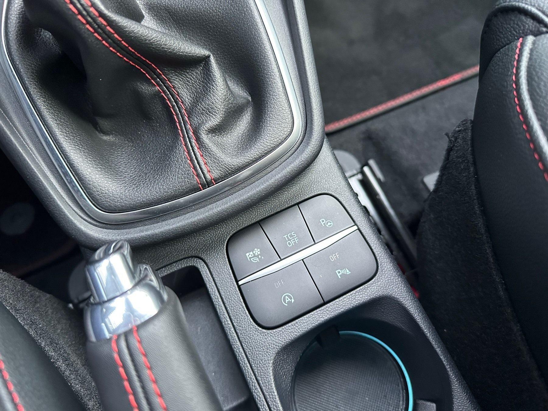 FORD ST-Line X, Panorama, LED, 19 FORD ST-Line X, Panorama, LED, 19