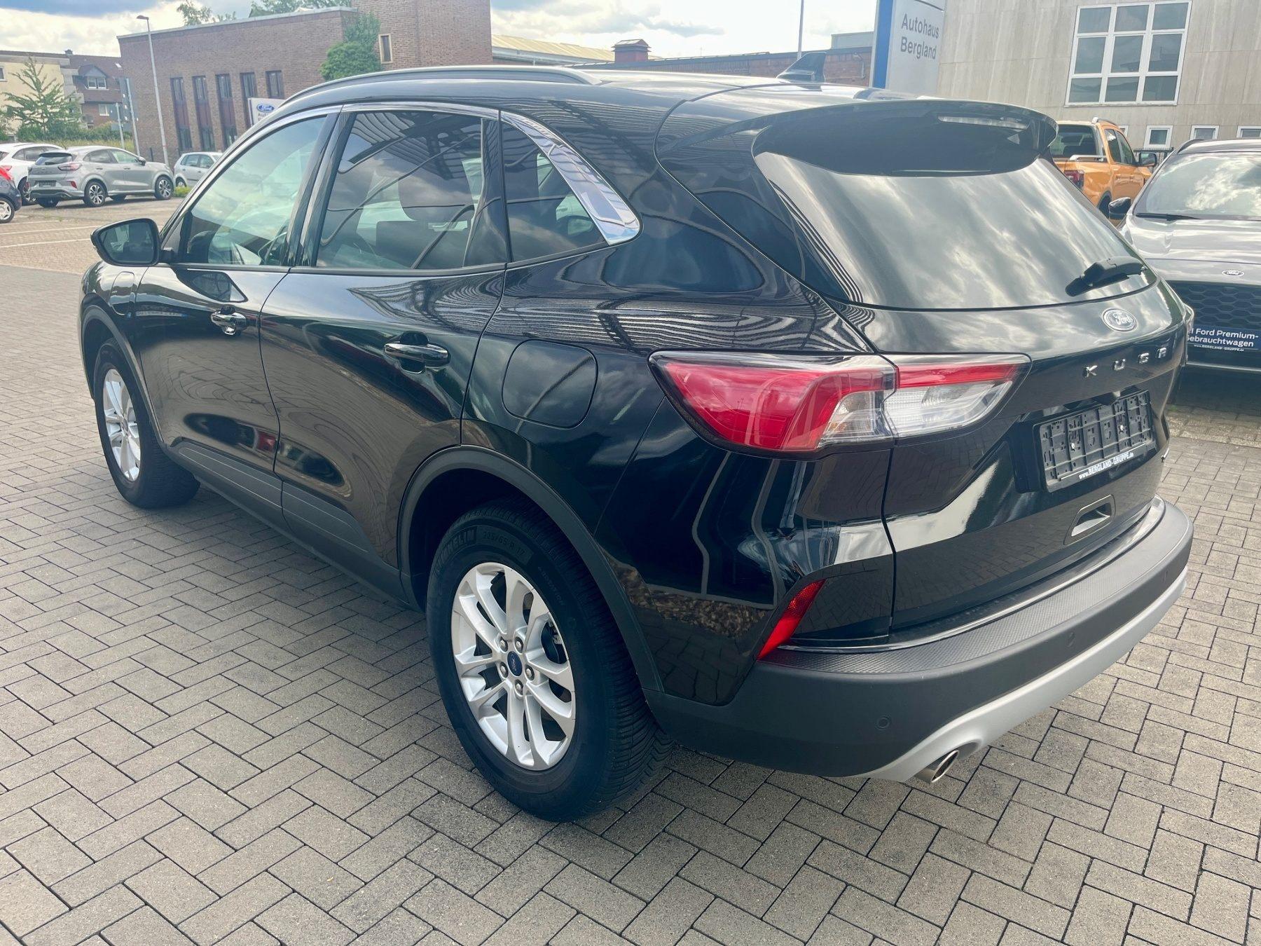 FORD 2.5 Duratec Plug-in-Hybrid PHEV Titanium FORD 2.5 Duratec Plug-in-Hybrid PHEV Titanium