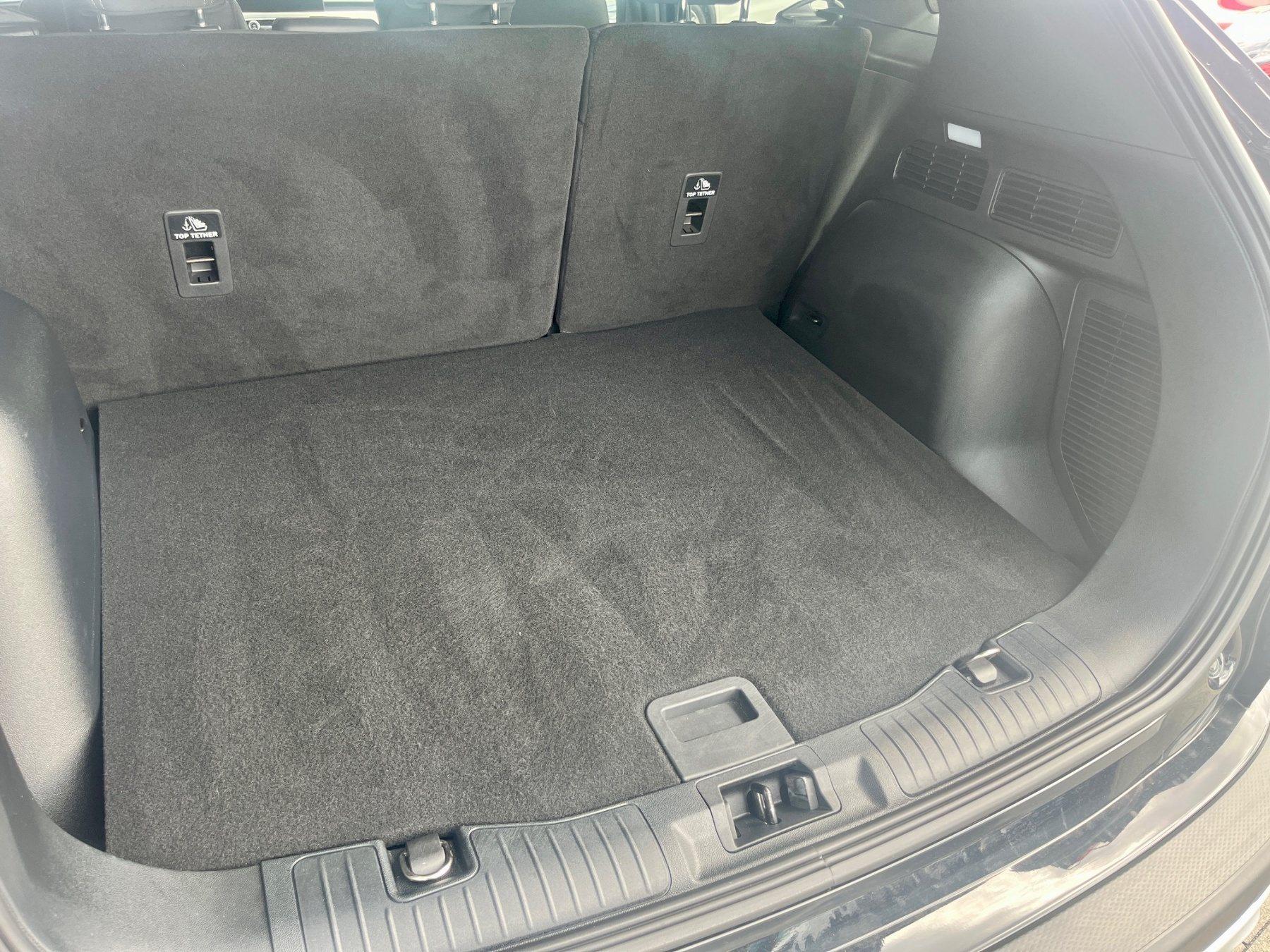 FORD 2.5 Duratec Plug-in-Hybrid PHEV Titanium FORD 2.5 Duratec Plug-in-Hybrid PHEV Titanium