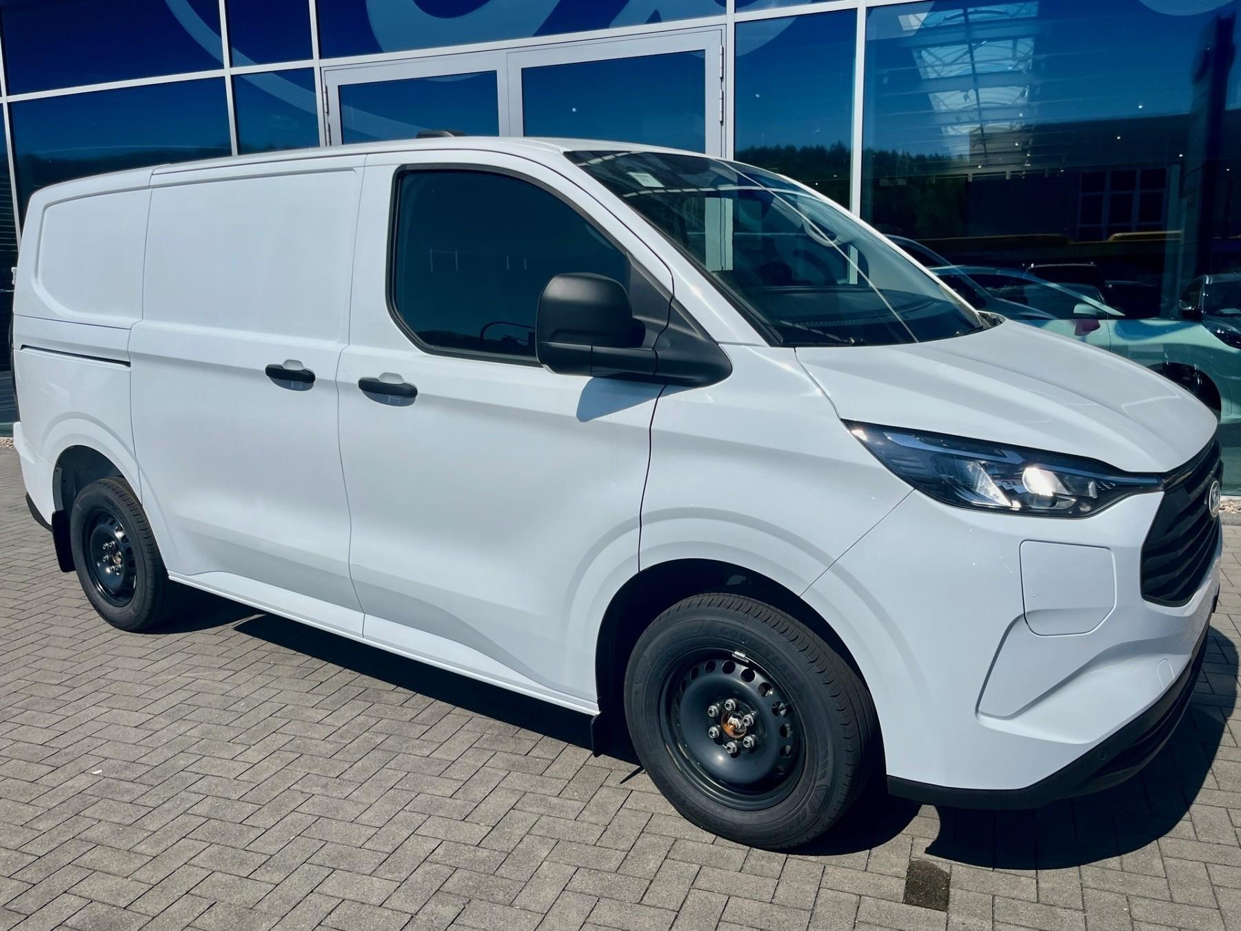 FORD 2.5 PHEV 320 L1 Trend FORD 2.5 PHEV 320 L1 Trend