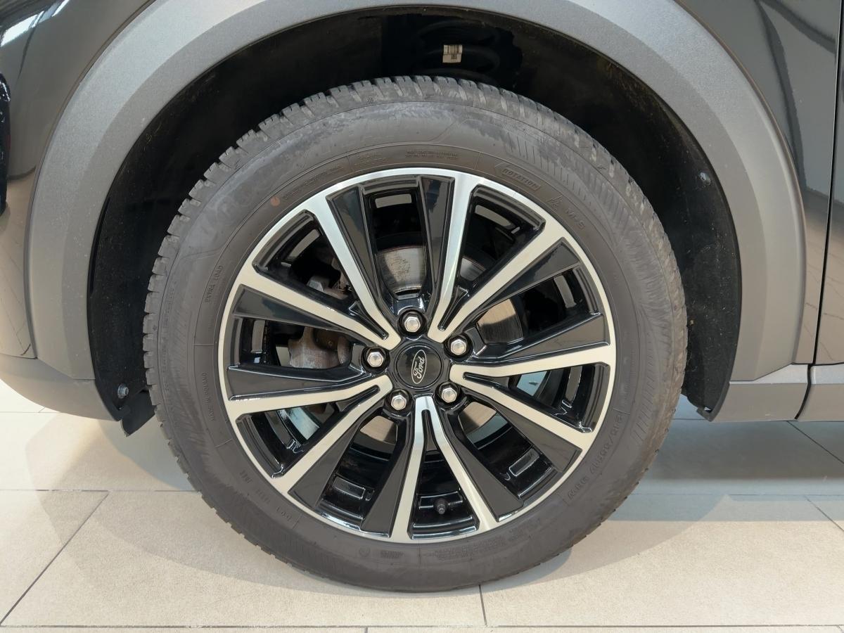 FORD Titanium X 125 PS FORD Titanium X 125 PS